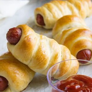 Rolls (hot dogs) small